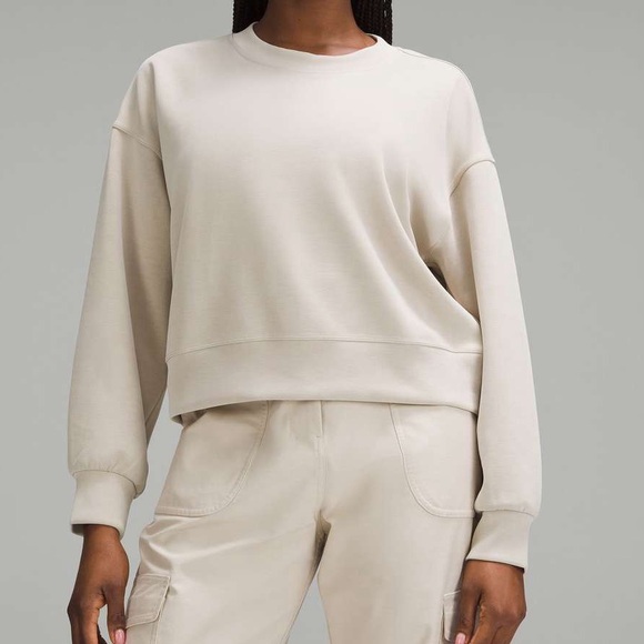 lululemon athletica Sweaters - NWT - Lululemon softstreme perfectly oversized cropped crew - Size 6